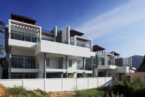 House in Phuket, Thailand 3 bedrooms № 66466 - photo 2