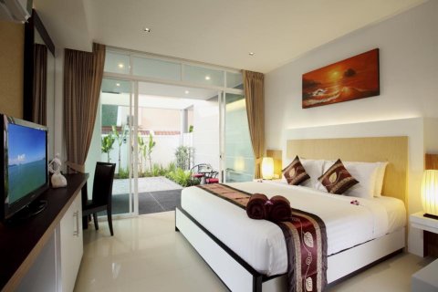 House in Phuket, Thailand 3 bedrooms № 66466 - photo 7