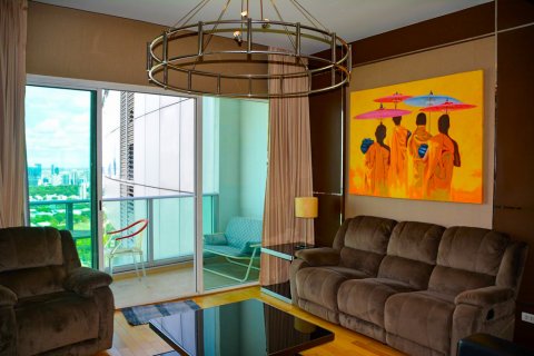 Condominio de 3 dormitorios en Bangkok, Tailandia № 66465 - foto 3