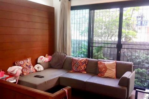 Casa de 6 dormitorios en Bangkok, Tailandia № 66468 - foto 6