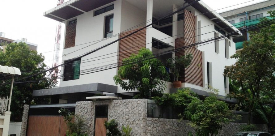 Casa de 6 dormitorios en Bangkok, Tailandia № 66468