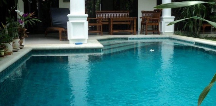 Casa de 3 dormitorios en Pattaya, Tailandia № 66462