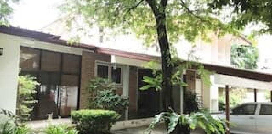 Haus in Bangkok, Thailand 6 Schlafzimmer № 157559