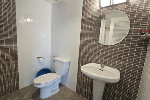 Eigentumswohnung in Watthana, Bangkok, Thailand, 3 Schlafzimmer  № 201248 - Foto 6