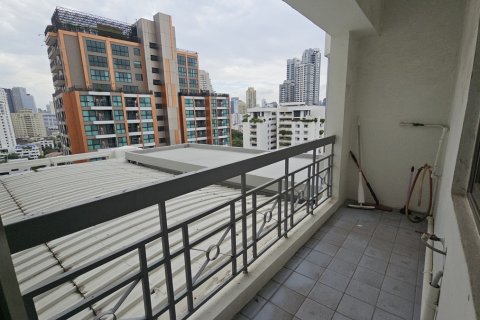 Eigentumswohnung in Watthana, Bangkok, Thailand, 3 Schlafzimmer  № 201248 - Foto 12