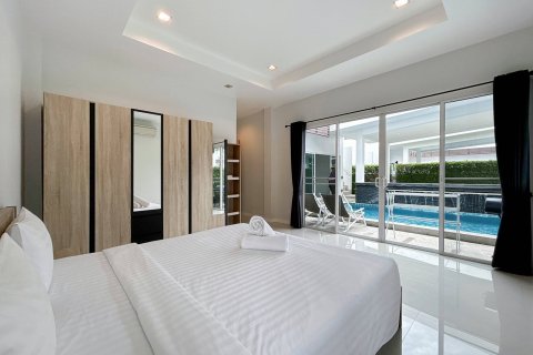 Chalet de 2 dormitorios en Hua Hin, Tailandia № 168554 - foto 20