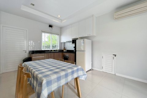 Chalet de 2 dormitorios en Hua Hin, Tailandia № 168554 - foto 14