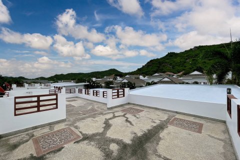 Chalet de 2 dormitorios en Hua Hin, Tailandia № 168554 - foto 28