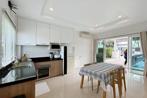 Chalet de 2 dormitorios en Hua Hin, Tailandia № 168554 - foto 15