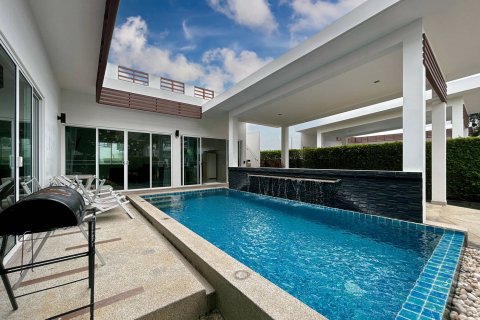 Chalet de 2 dormitorios en Hua Hin, Tailandia № 168554 - foto 2