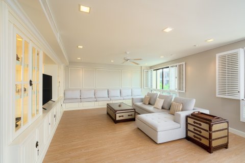 Condominio de 3 dormitorios en Hua Hin, Tailandia № 168558 - foto 14