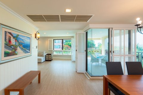 Condominio de 3 dormitorios en Hua Hin, Tailandia № 168558 - foto 12