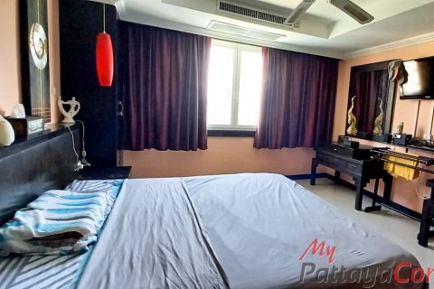 Condominio de 2 dormitorios en Pattaya, Tailandia № 35513 - foto 3