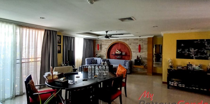 Condominio de 2 dormitorios en Pattaya, Tailandia № 35513