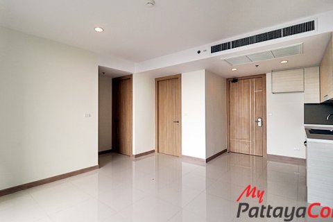 Condominio de 2 dormitorios en Bang Lamung, Tailandia № 36588 - foto 11
