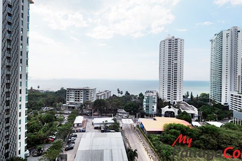 Condominio de 2 dormitorios en Bang Lamung, Tailandia № 36588 - foto 8