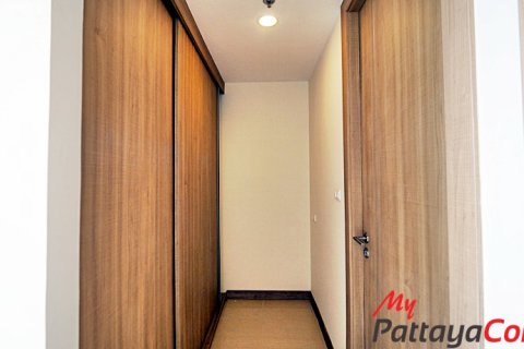 Condominio de 2 dormitorios en Bang Lamung, Tailandia № 36588 - foto 5