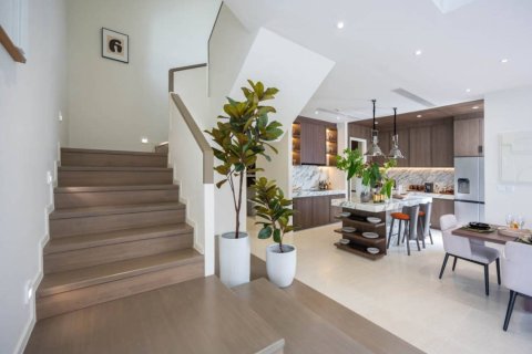 Casa de 4 dormitorios en Bangkok, Tailandia № 180833 - foto 10