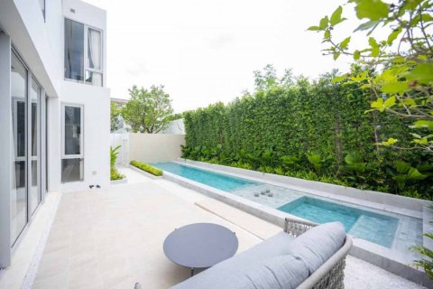 Casa de 4 dormitorios en Bangkok, Tailandia № 180833 - foto 7