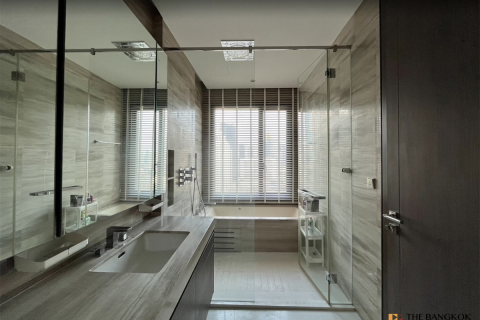 Condominio de 2 dormitorios en Bangkok, Tailandia № 202015 - foto 5