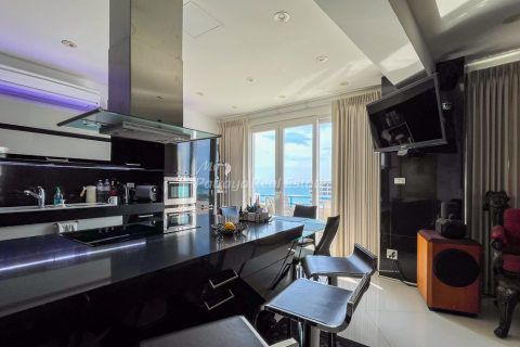 Condominio de 2 dormitorios en Pattaya, Tailandia № 149551 - foto 2