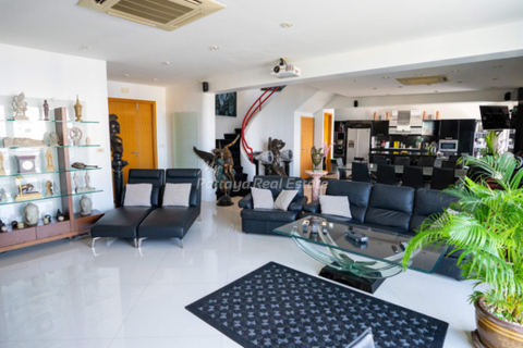 Condominio de 2 dormitorios en Pattaya, Tailandia № 149551