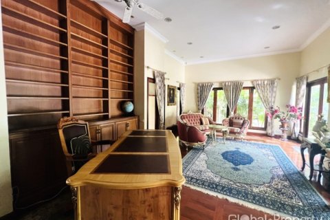 Casa de 2 dormitorios en Pattaya, Tailandia № 149555 - foto 10