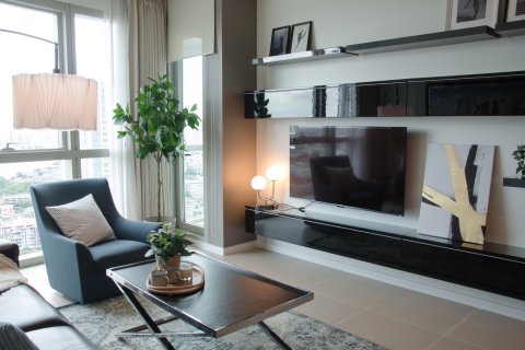 Condominio de 1 dormitorio en Sathon, Bangkok, Tailandia № 143320 - foto 2