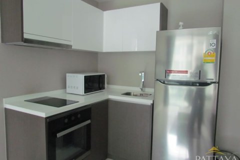 Condominio de 1 dormitorio en Pattaya, Tailandia № 176523 - foto 2