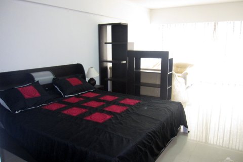 Estudio en el condominio en Jomtien Beach, Pattaya, Tailandia № 176527 - foto 8