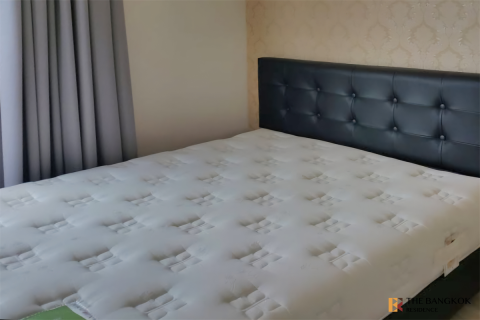 Condo in Bangkok, Thailand, 2 bedrooms  № 187120