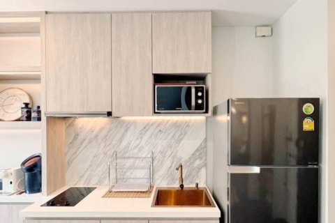Dúplex de 1 dormitorio en Bangkok, Tailandia № 146819 - foto 6