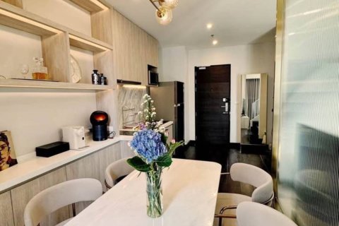 Dúplex de 1 dormitorio en Bangkok, Tailandia № 146819 - foto 5