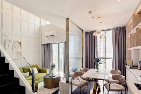 Dúplex de 1 dormitorio en Bangkok, Tailandia № 146819 - foto 3