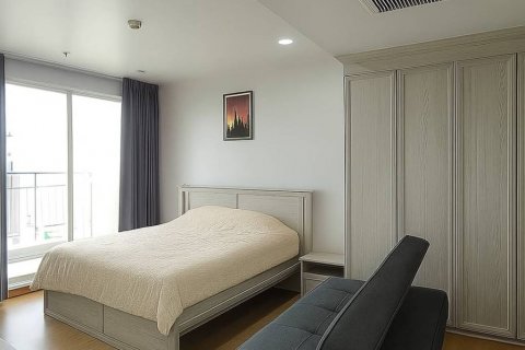 Condominio de 3 dormitorios en Bangkok, Tailandia № 134487 - foto 4