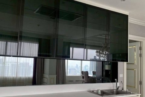 Ático de 5 dormitorios en Bangkok, Tailandia № 134483 - foto 9
