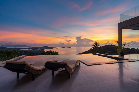 Casa de 4 dormitorios en Ko Samui, Tailandia № 65542 - foto 16