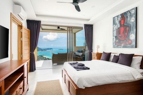 Casa de 4 dormitorios en Ko Samui, Tailandia № 65542 - foto 14