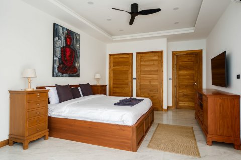 Casa de 4 dormitorios en Ko Samui, Tailandia № 65542 - foto 9