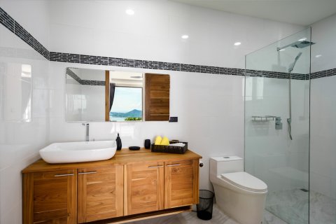 Casa de 4 dormitorios en Ko Samui, Tailandia № 65542 - foto 12