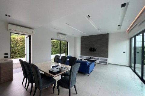 Chalet de 3 dormitorios en Hua Hin, Tailandia № 150418 - foto 7