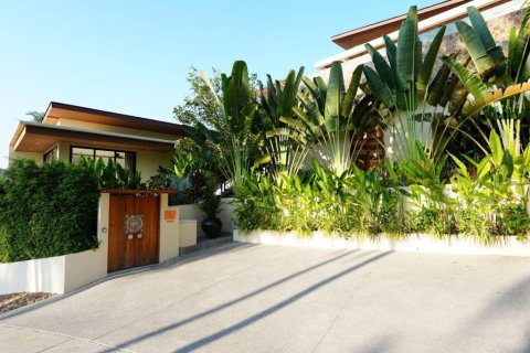 Chalet de 5 dormitorios en Surat Thani, Tailandia № 152461 - foto 4