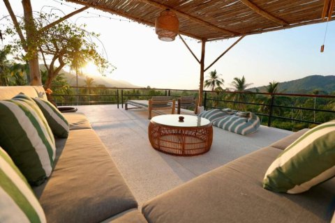 Chalet de 5 dormitorios en Surat Thani, Tailandia № 152461 - foto 8