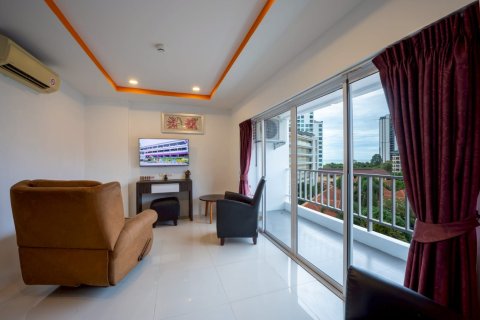 Apartamento de 3 habitaciones en Pattaya, Tailandia № 205868 - foto 3