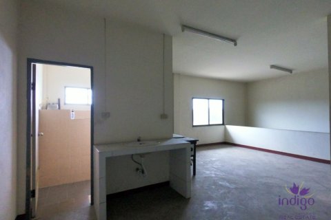 Propriété commerciale à Chiang Mai, Thaïlande 640 m2 № 200349 - photo 24