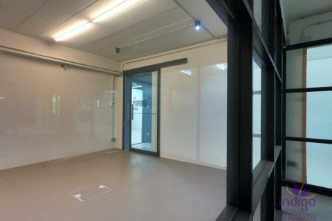 Propriété commerciale à Chiang Mai, Thaïlande 640 m2 № 200349 - photo 6
