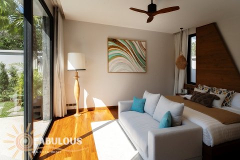 Chalet de 3 dormitorios en Bang Tao, Tailandia № 179360 - foto 7