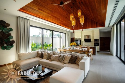 Chalet de 3 dormitorios en Bang Tao, Tailandia № 179360 - foto 4