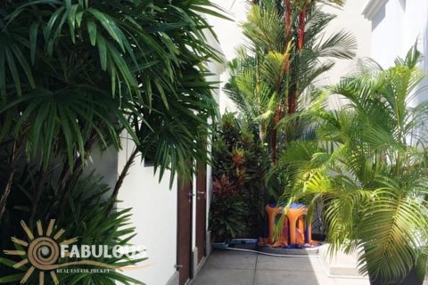 Chalet de 3 dormitorios en Bang Tao, Tailandia № 179358 - foto 5