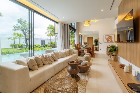 Villa in Chalong, Thailand 5 bedrooms № 179359 - photo 2